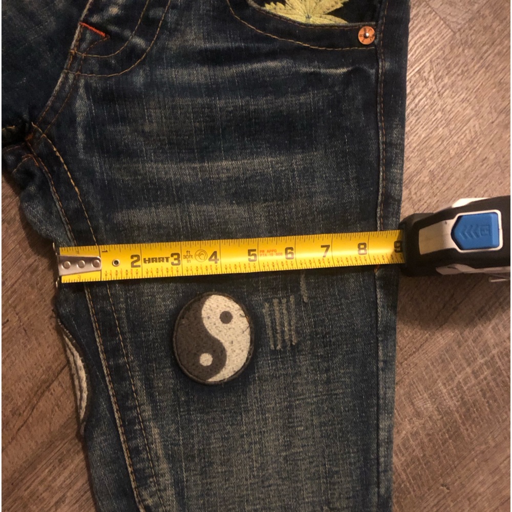 TRUE RELIGION JEANS - Picture 15 of 15